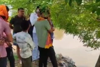 फतुहा इलाके के फतेहपुर गांव में शव मिला।